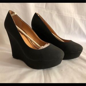 BRAND NEW, Black 3 inch Wedges, size 7.5